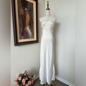 Vintage Victoria Secret Silk Slip Gown Adjustable Straps Lace Ivory Size M